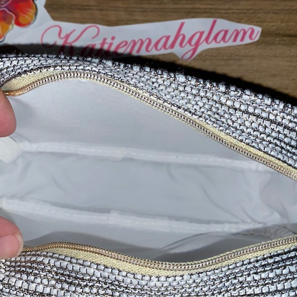 Sold - Picture 4 of 4